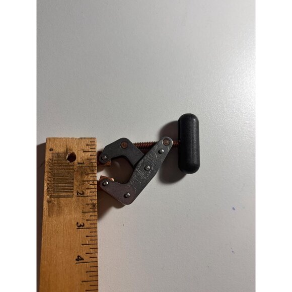 Vintage Cantilever Clamp with Open Throat Depth - Picture 3 of 3